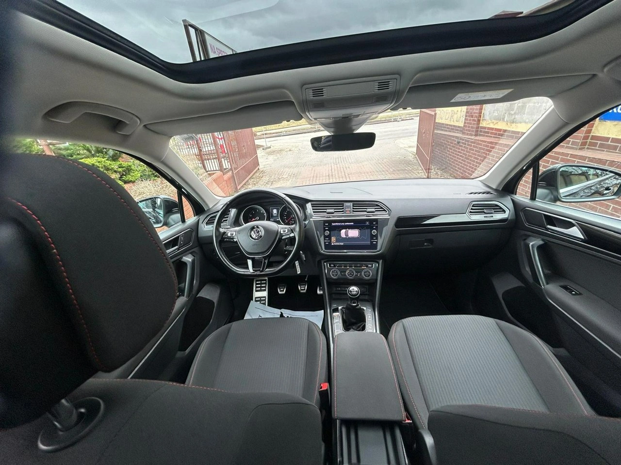 Volkswagen Tiguan - Zdjęcie 9