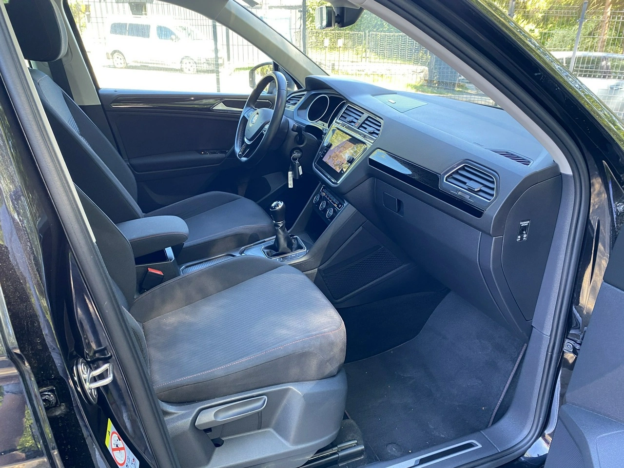 Volkswagen Tiguan - Zdjęcie 10