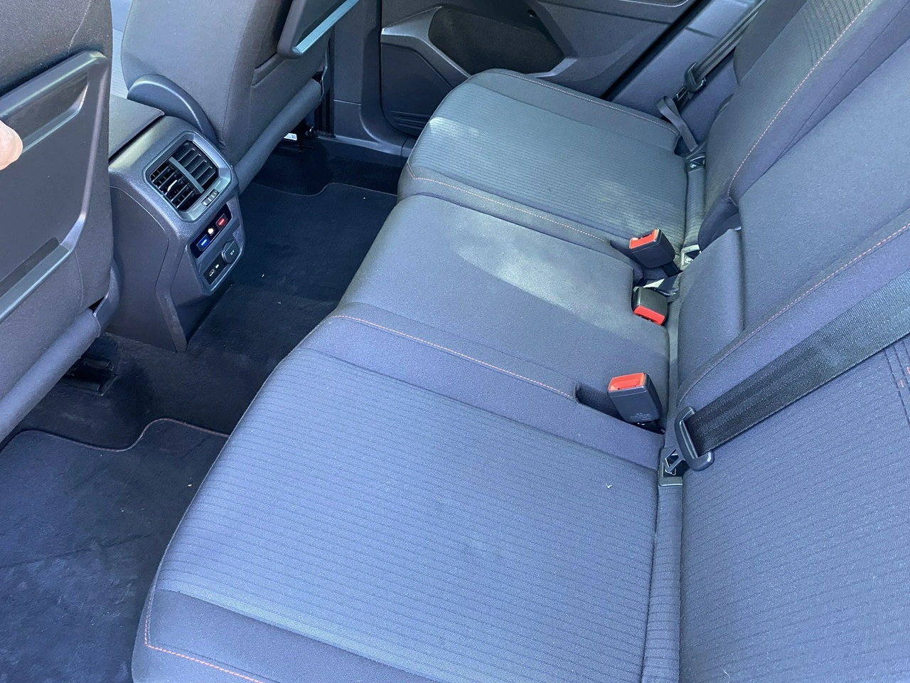 Volkswagen Tiguan - Zdjęcie 14