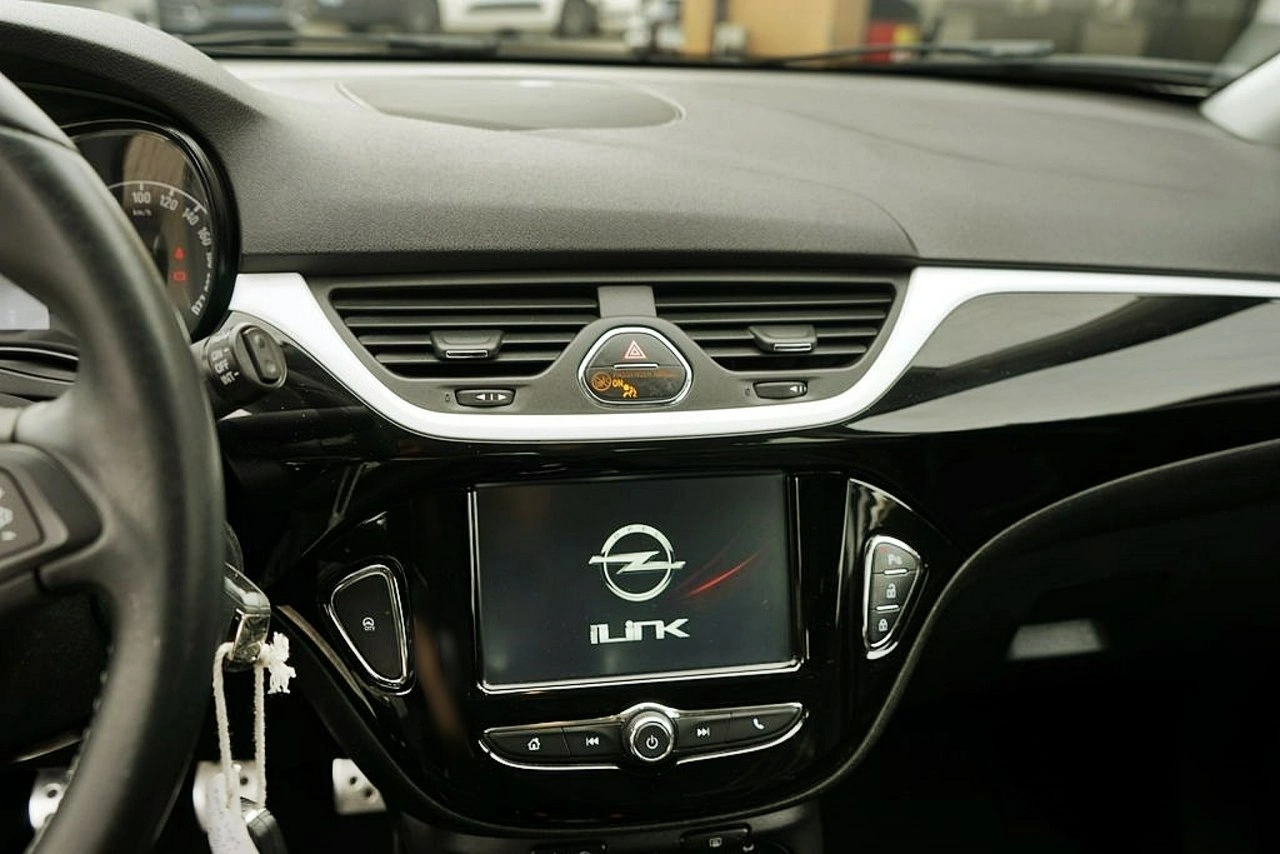 Opel Corsa - Zdjęcie 17