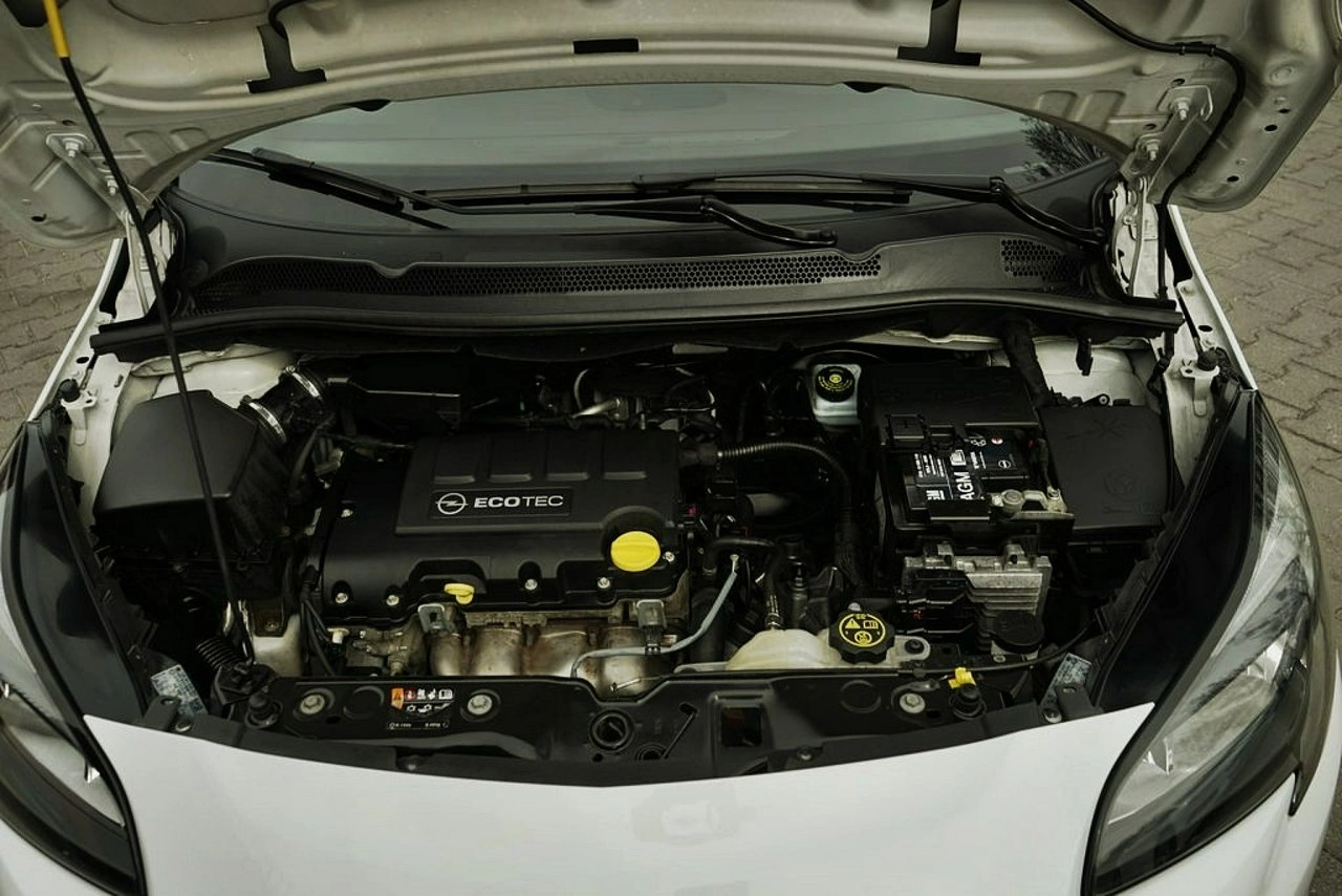 Opel Corsa - Zdjęcie 8