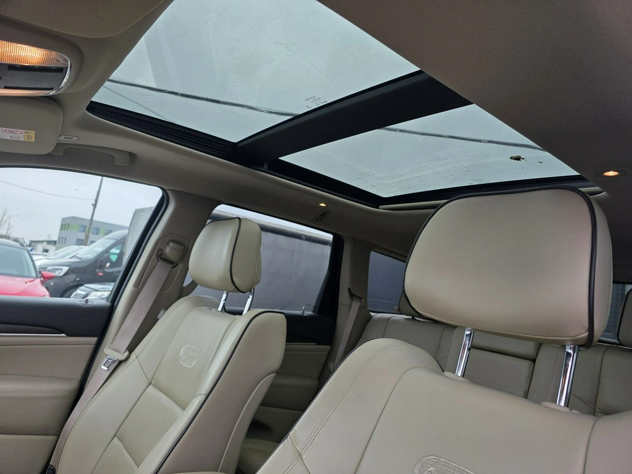 Jeep Grand Cherokee - Zdjęcie 11