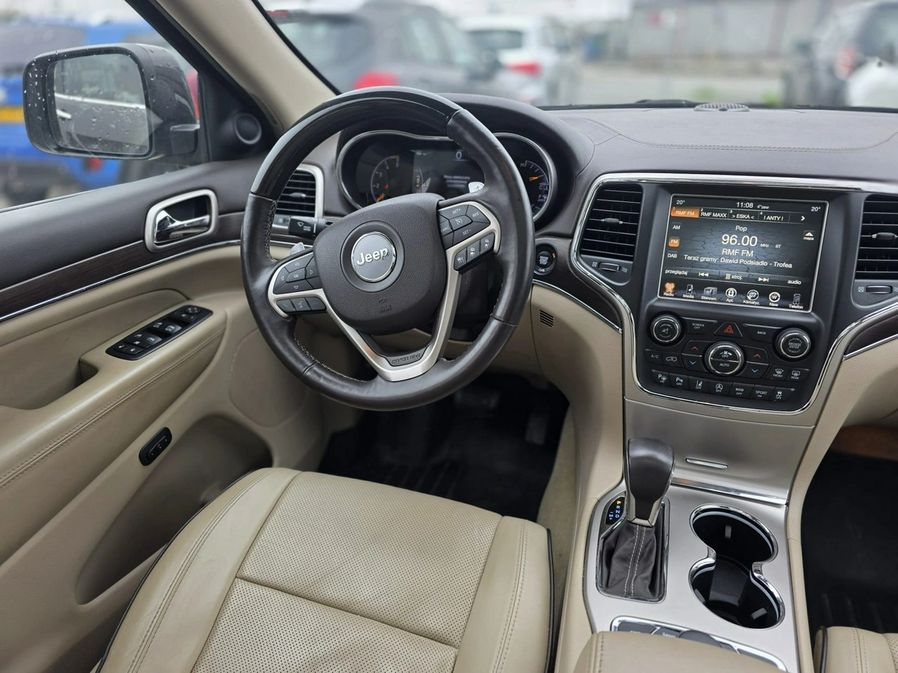 Jeep Grand Cherokee - Zdjęcie 17