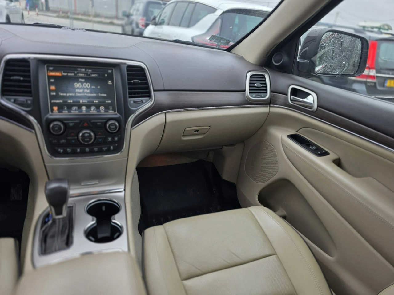 Jeep Grand Cherokee - Zdjęcie 18