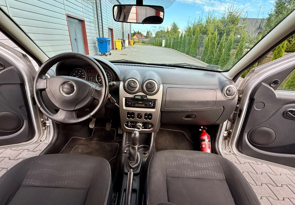 Dacia Sandero - Zdjęcie 13