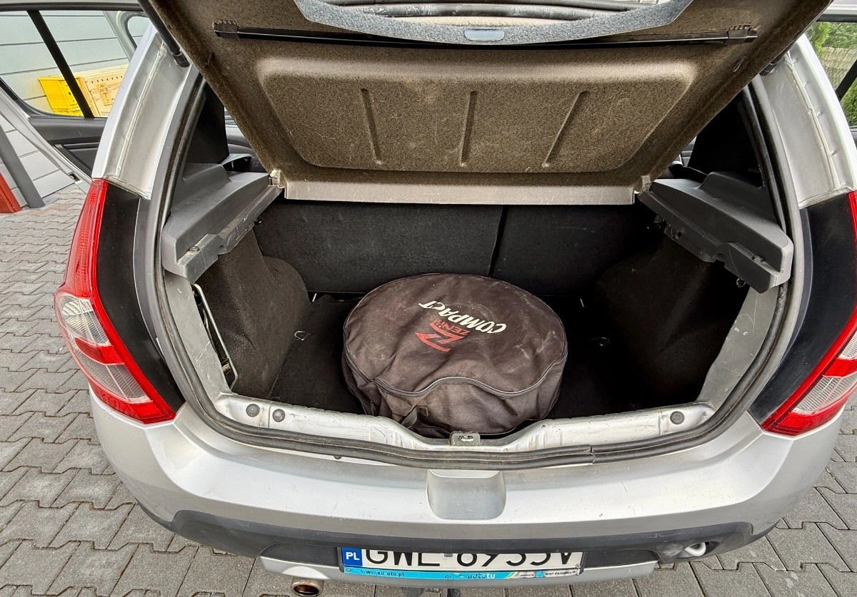 Dacia Sandero - Zdjęcie 10