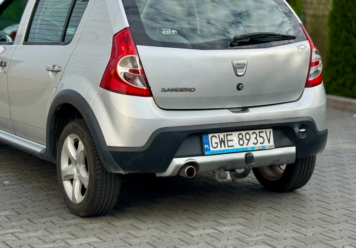 Dacia Sandero - Zdjęcie 19