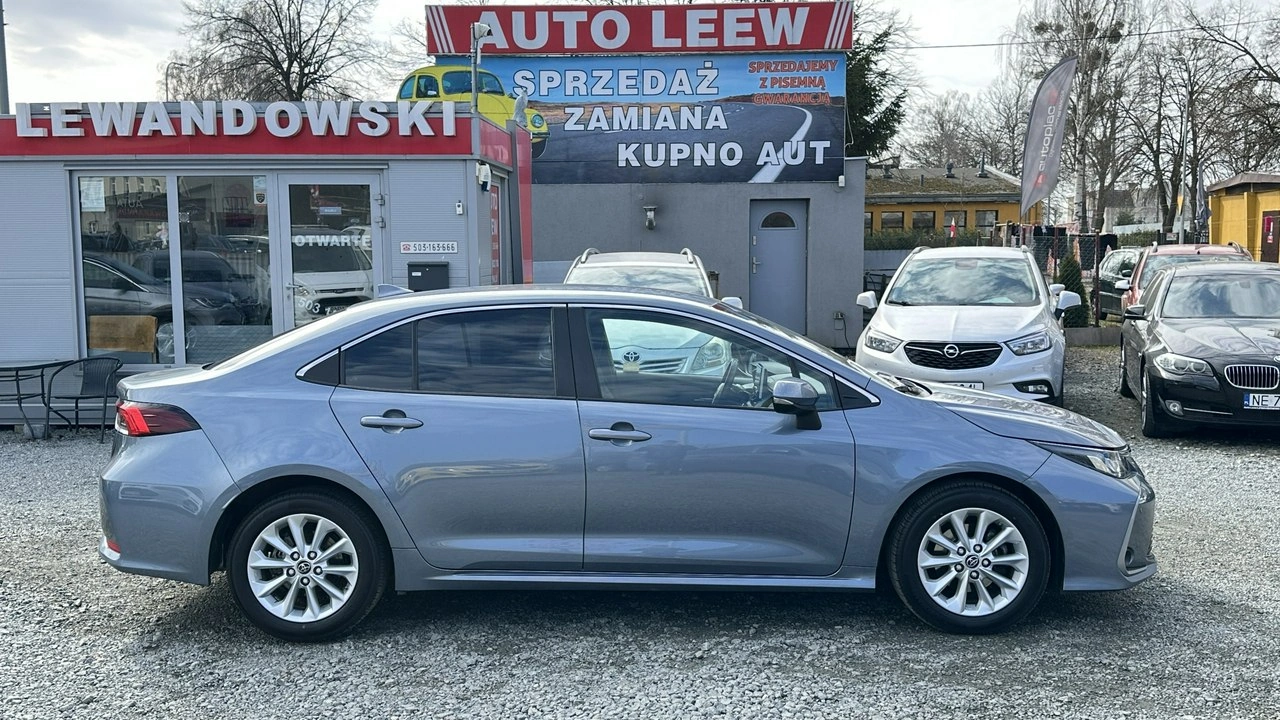 Toyota Corolla - Zdjęcie 10