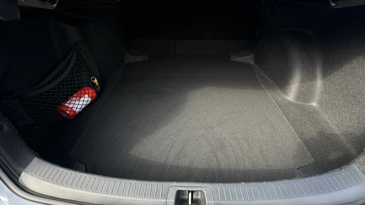 Toyota Corolla - Zdjęcie 15