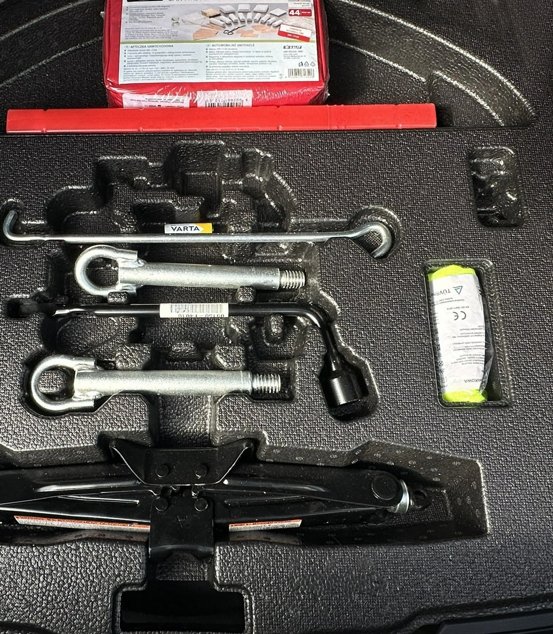 Toyota Corolla - Zdjęcie 16