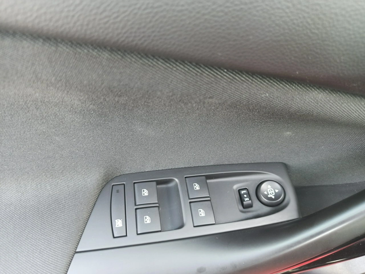 Opel Astra - Zdjęcie 16