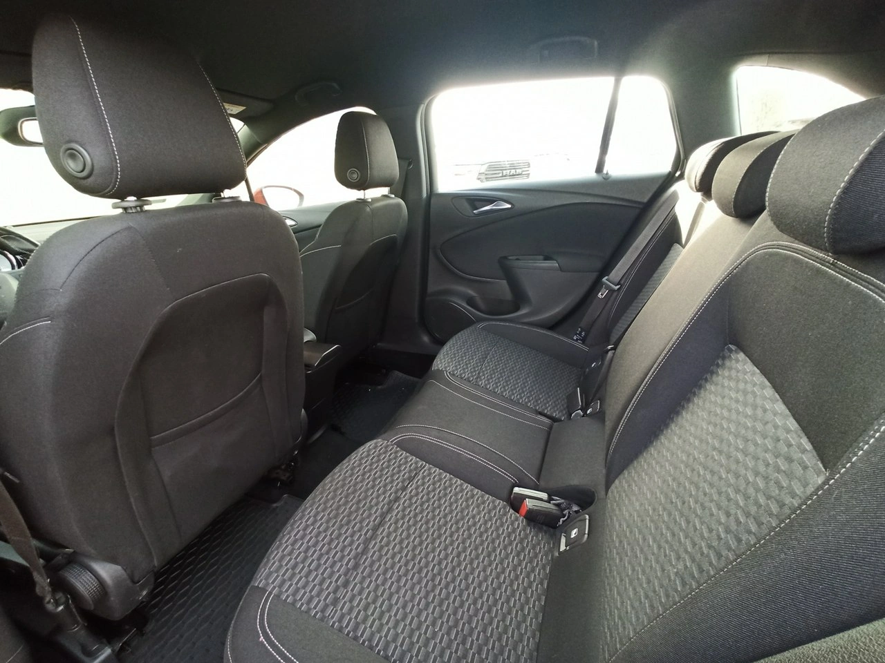 Opel Astra - Zdjęcie 7