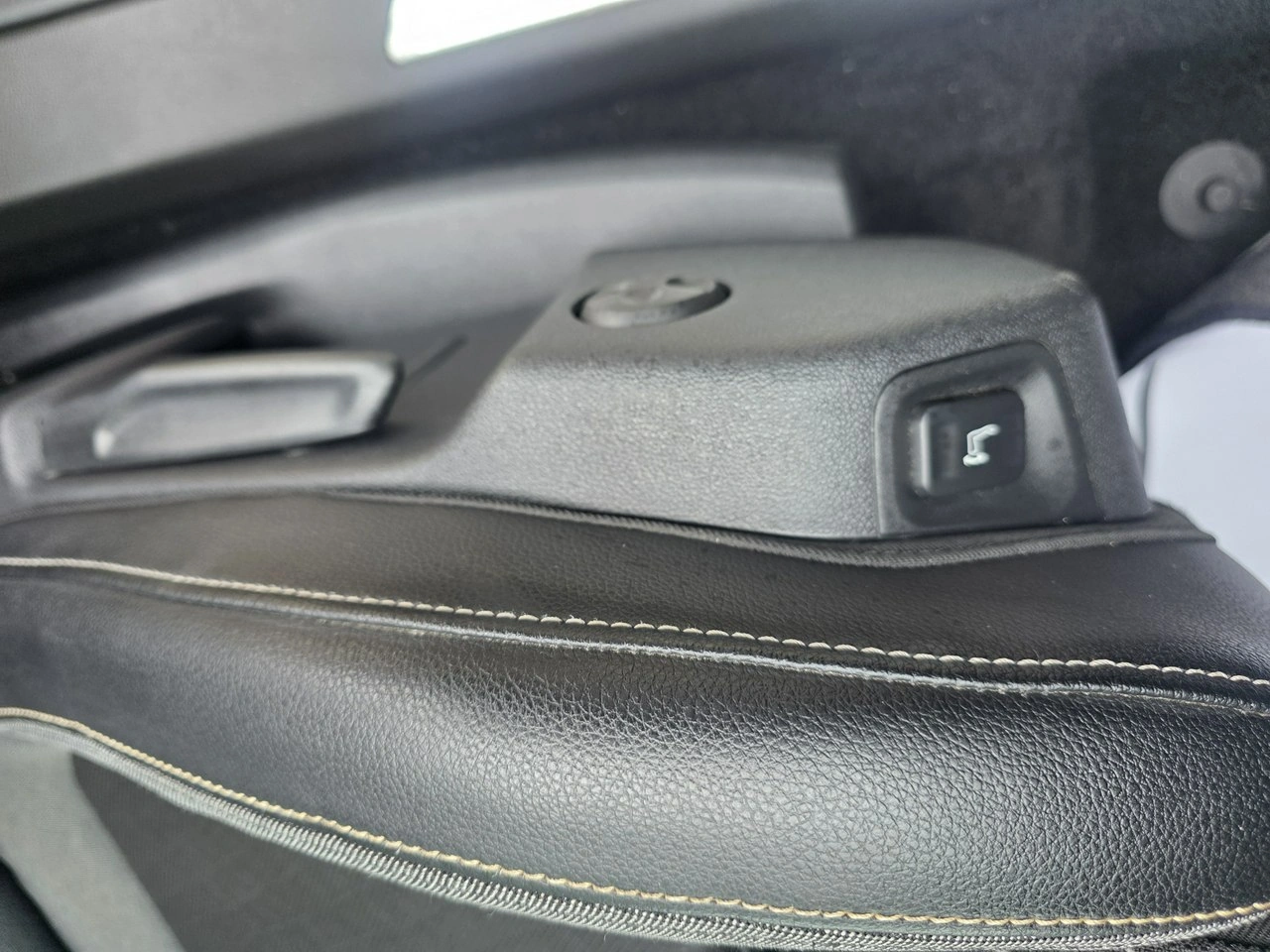 Opel Grandland X - Zdjęcie 33