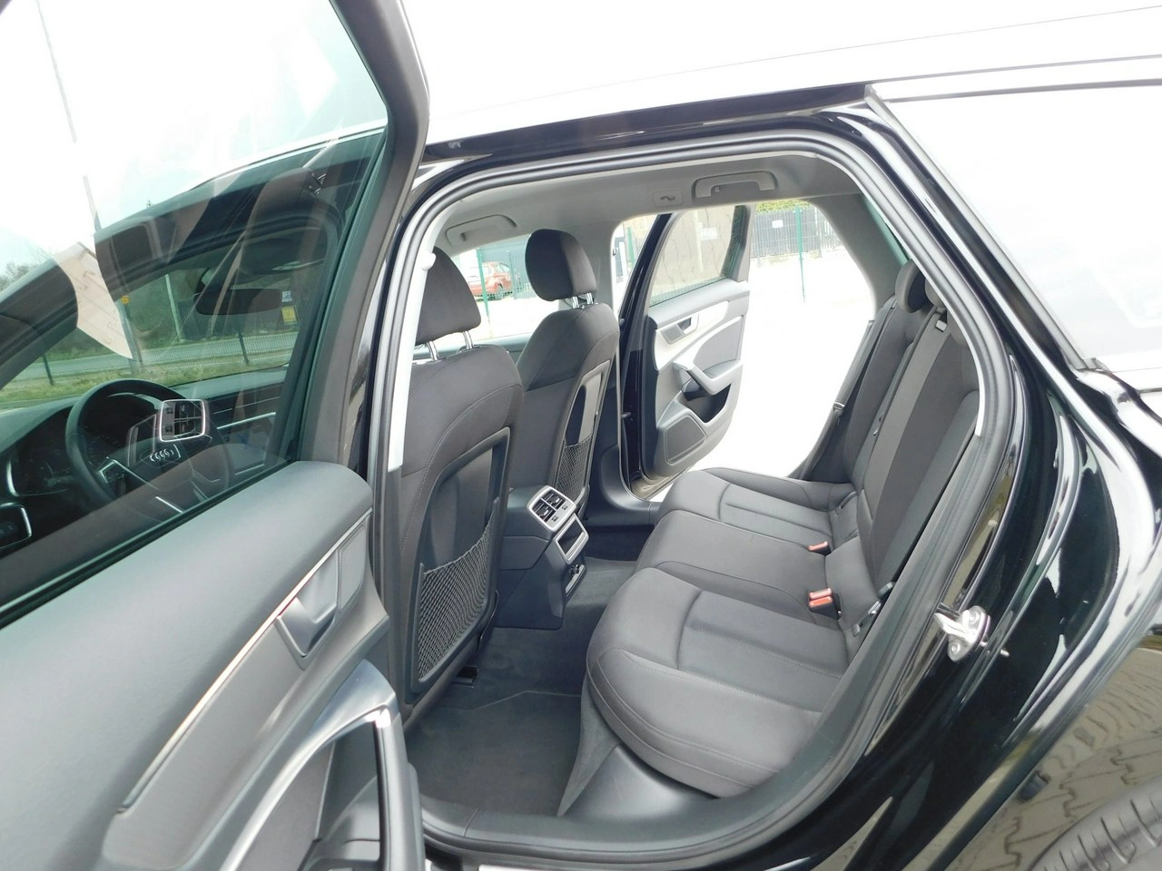 Audi A6 - Zdjęcie 10