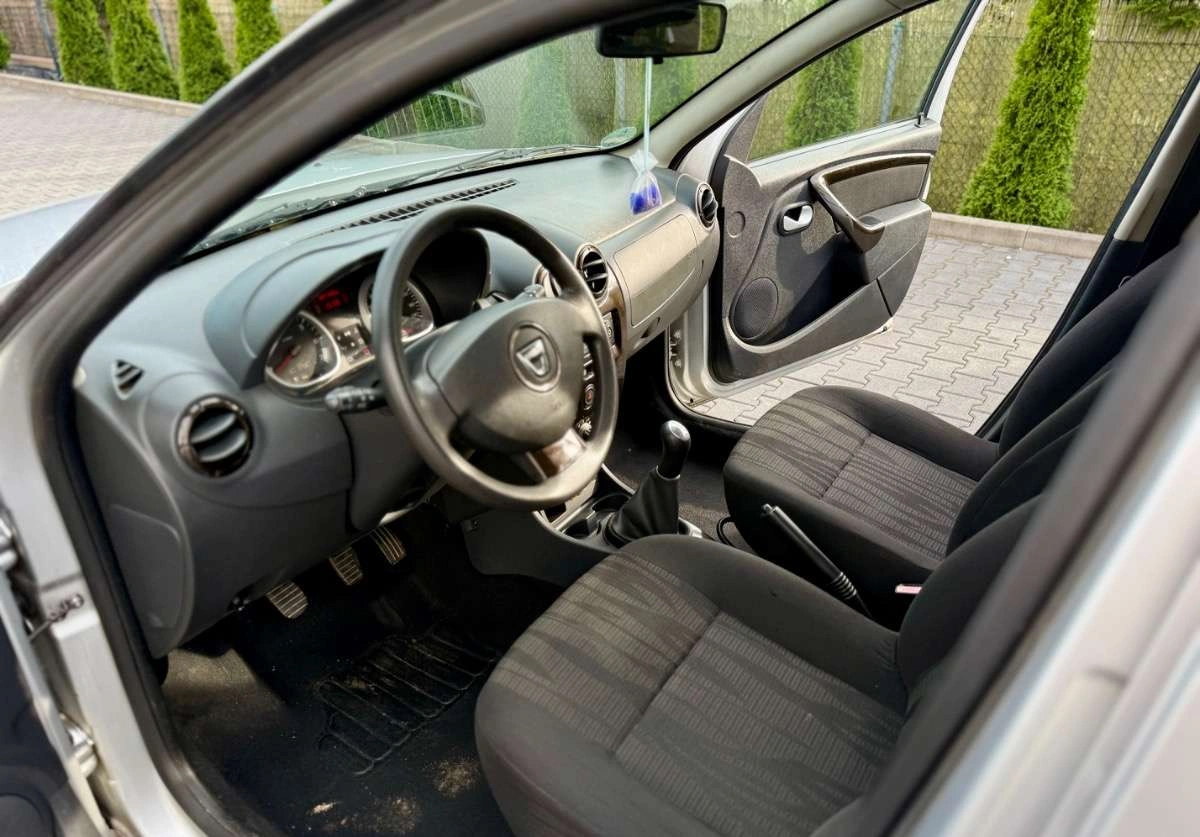Dacia Duster - Zdjęcie 8