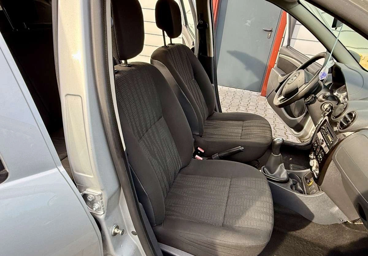 Dacia Duster - Zdjęcie 13