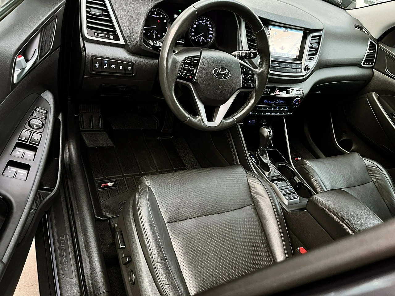 Hyundai Tucson - Zdjęcie 17