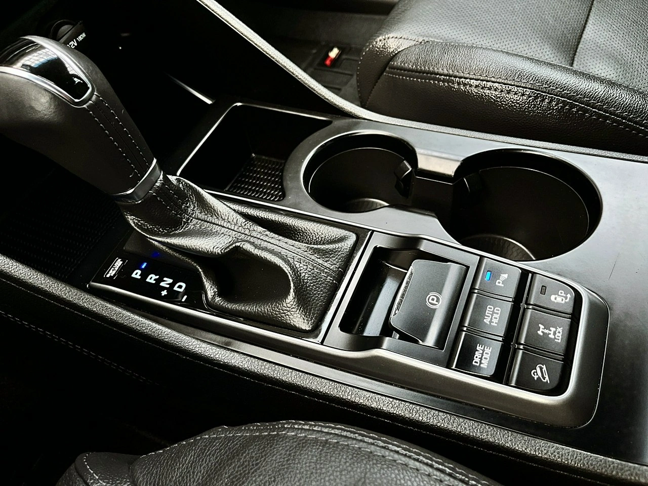 Hyundai Tucson - Zdjęcie 21