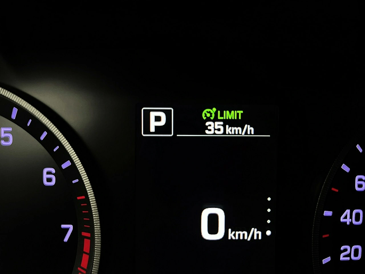 Hyundai Tucson - Zdjęcie 30