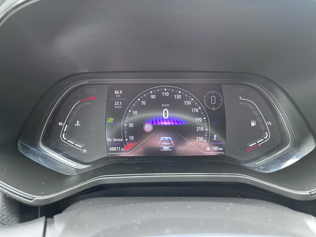 Renault Clio - Zdjęcie 22