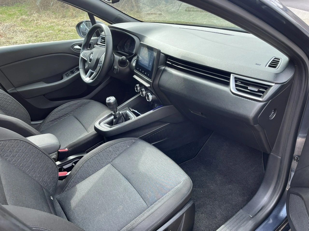 Renault Clio - Zdjęcie 24