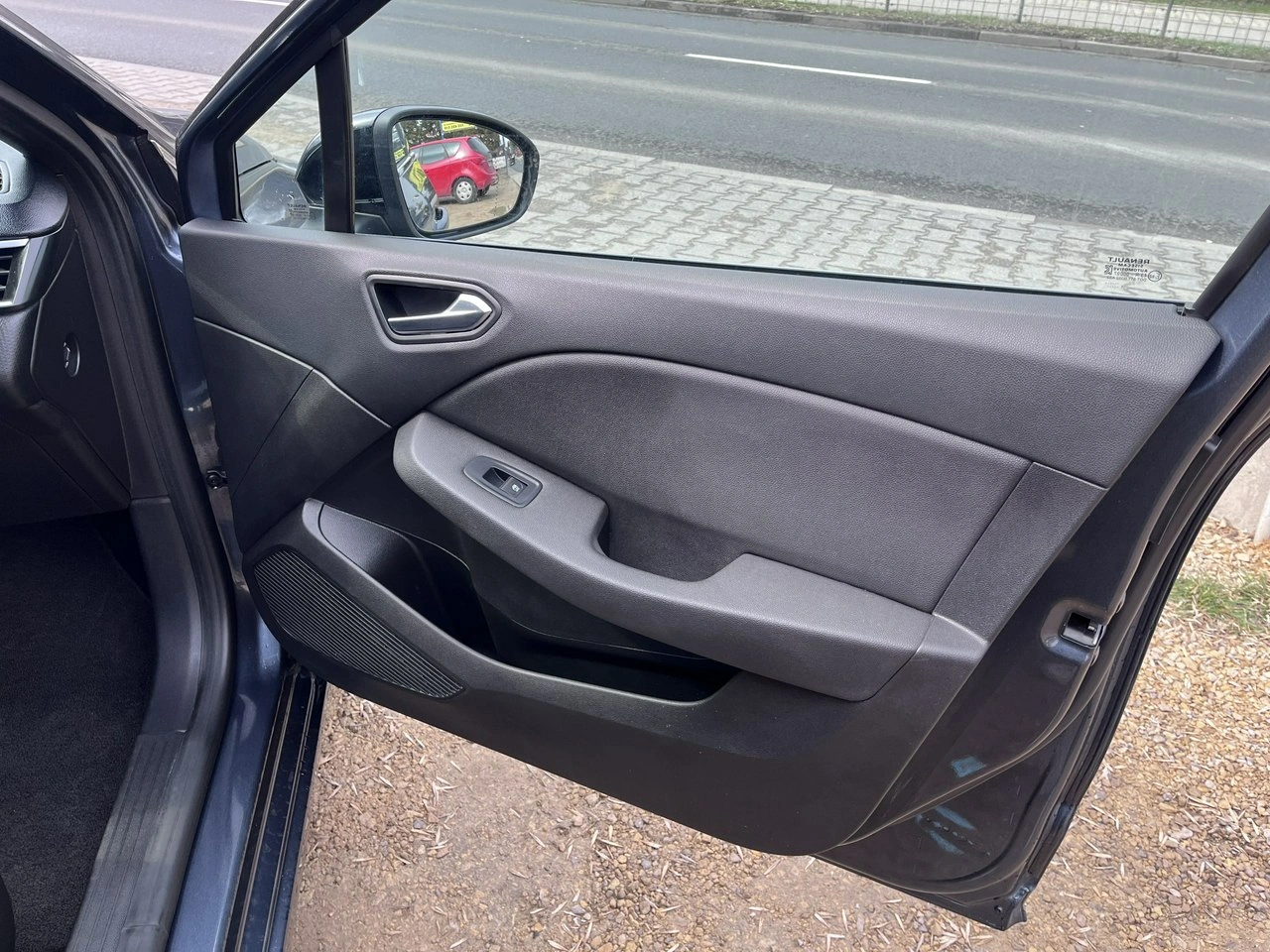 Renault Clio - Zdjęcie 25