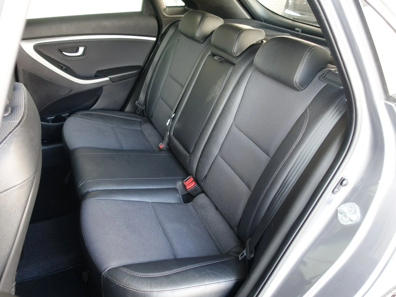 Hyundai i30 - Zdjęcie 16