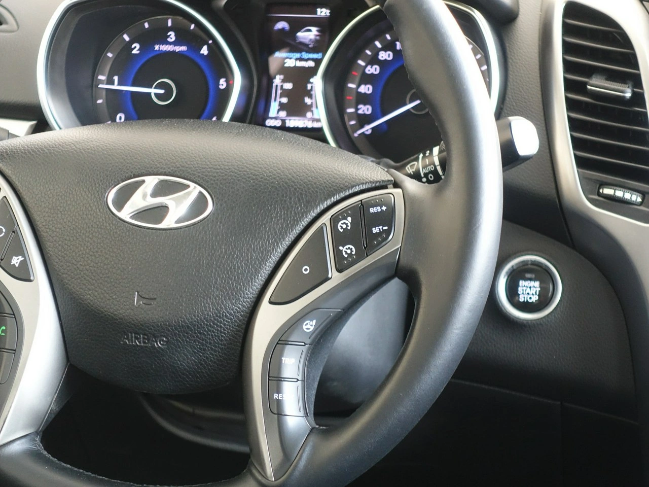Hyundai i30 - Zdjęcie 21