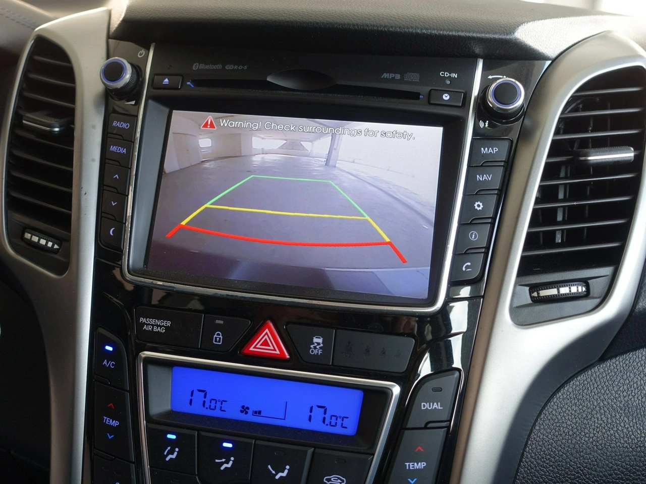 Hyundai i30 - Zdjęcie 22