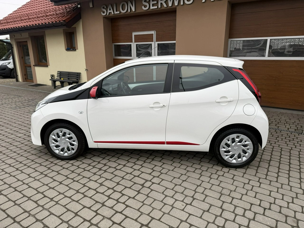 Toyota Aygo - Zdjęcie 11