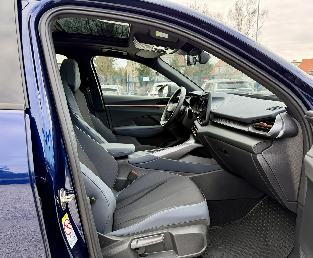 Cupra Terramar - Zdjęcie 12