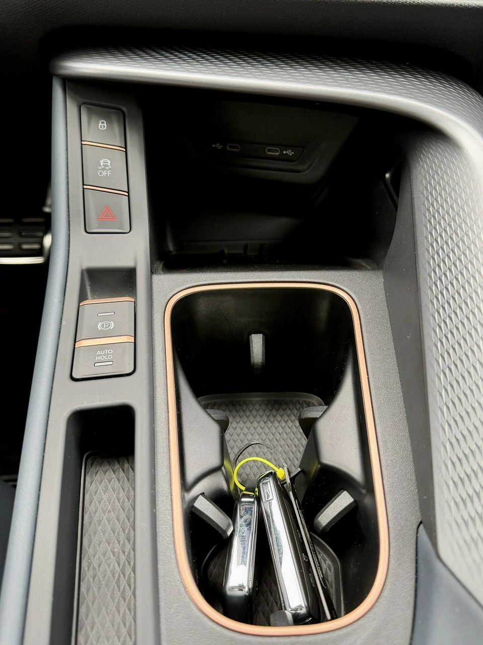 Cupra Terramar - Zdjęcie 23