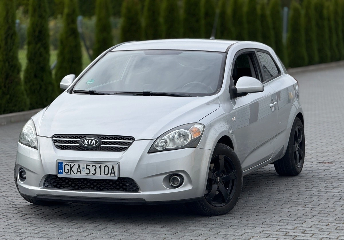 Kia ProCeed - Zdjęcie 1