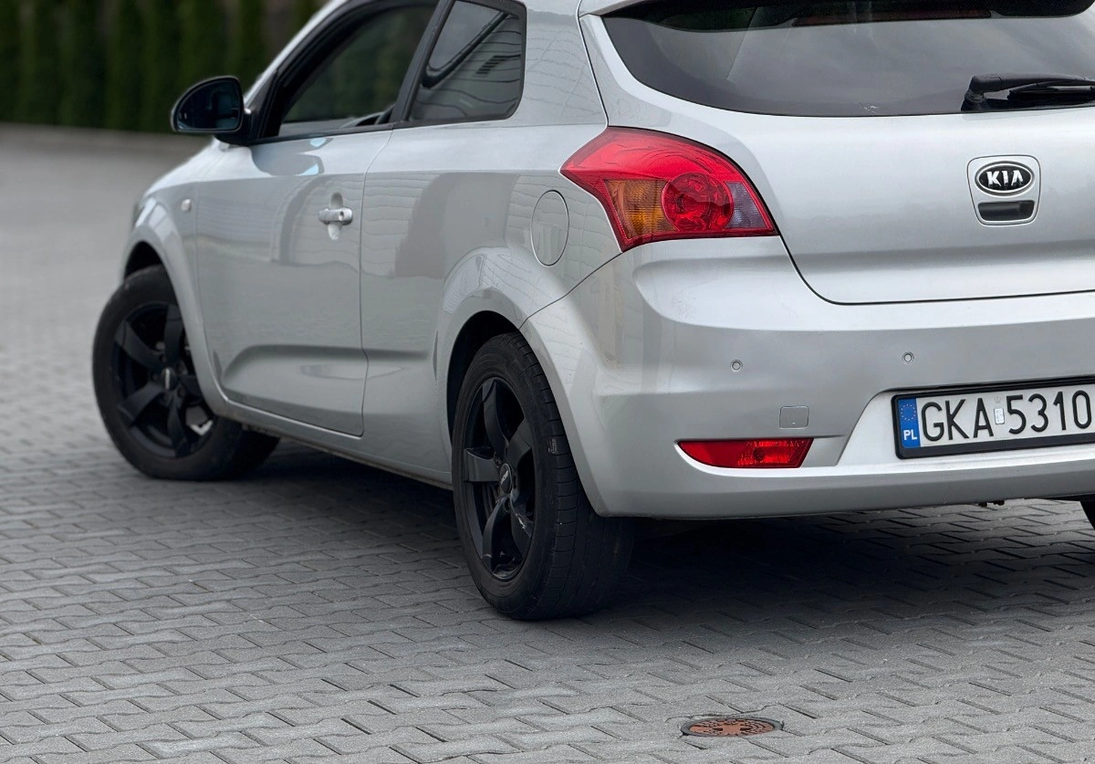 Kia ProCeed - Zdjęcie 8