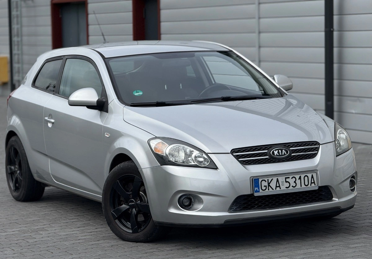 Kia ProCeed - Zdjęcie 10