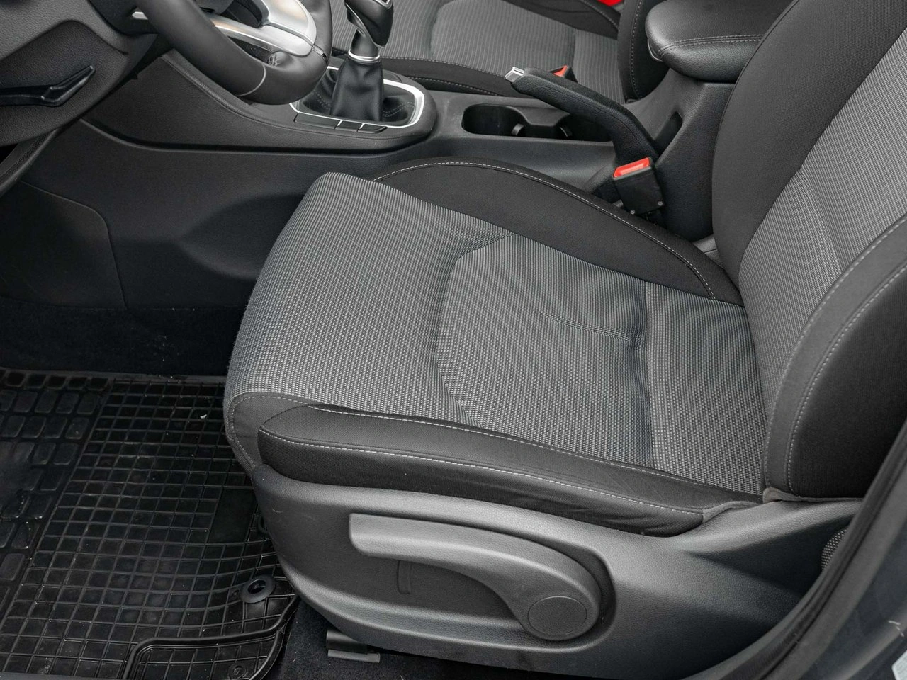 Hyundai i30 - Zdjęcie 10