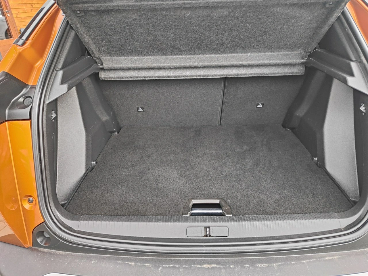 Peugeot 2008 - Zdjęcie 28