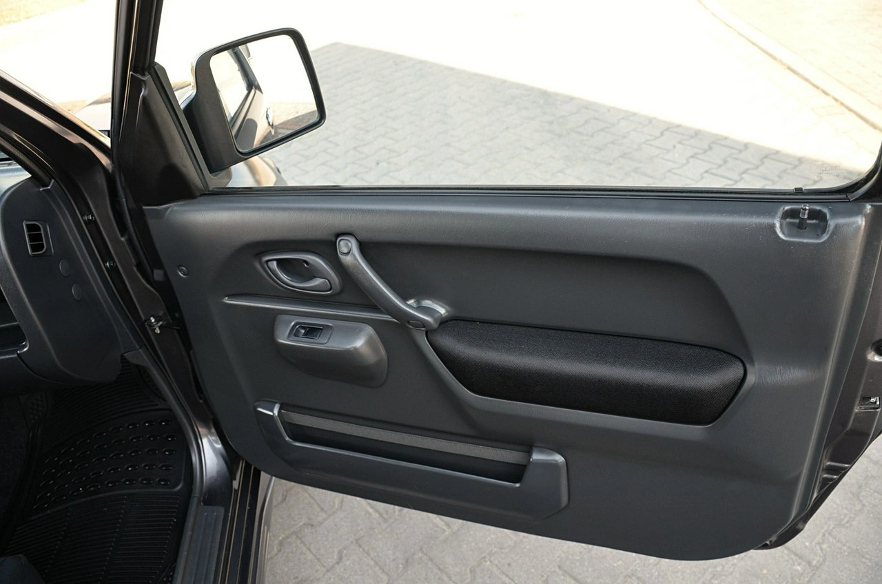 Suzuki Jimny - Zdjęcie 18