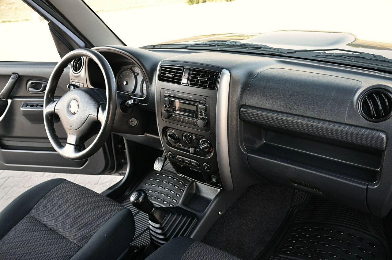 Suzuki Jimny - Zdjęcie 19