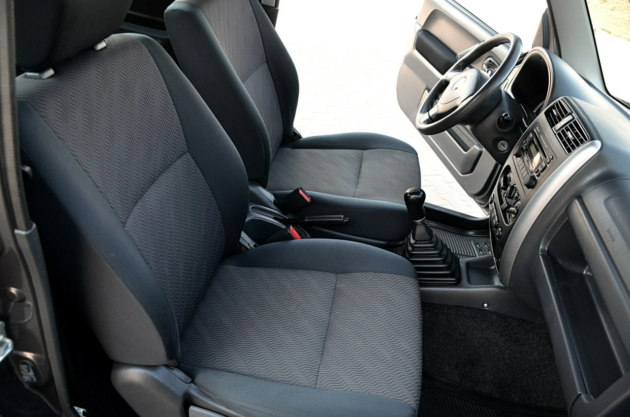 Suzuki Jimny - Zdjęcie 20