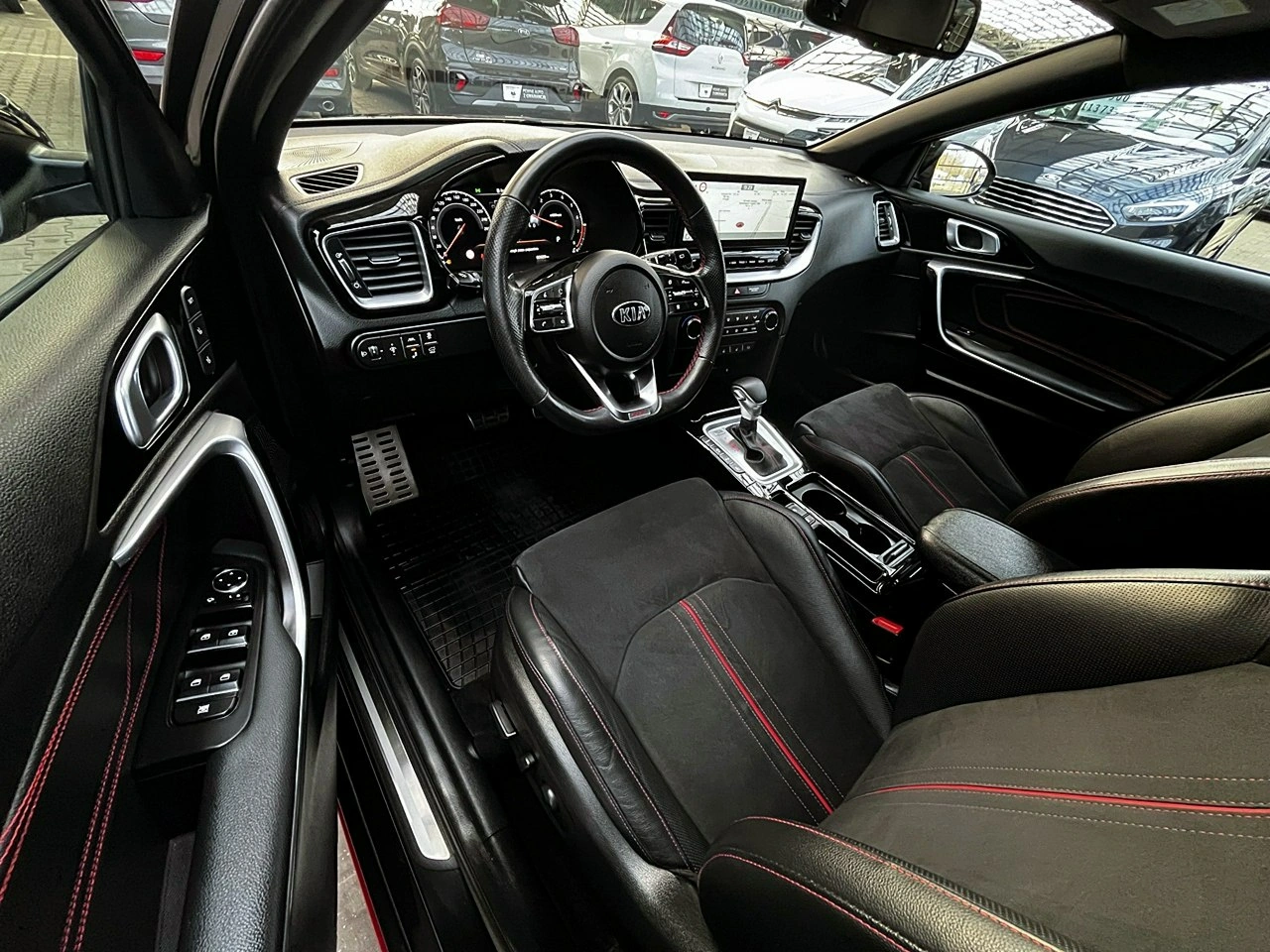 Kia Pro Cee'd - Zdjęcie 15