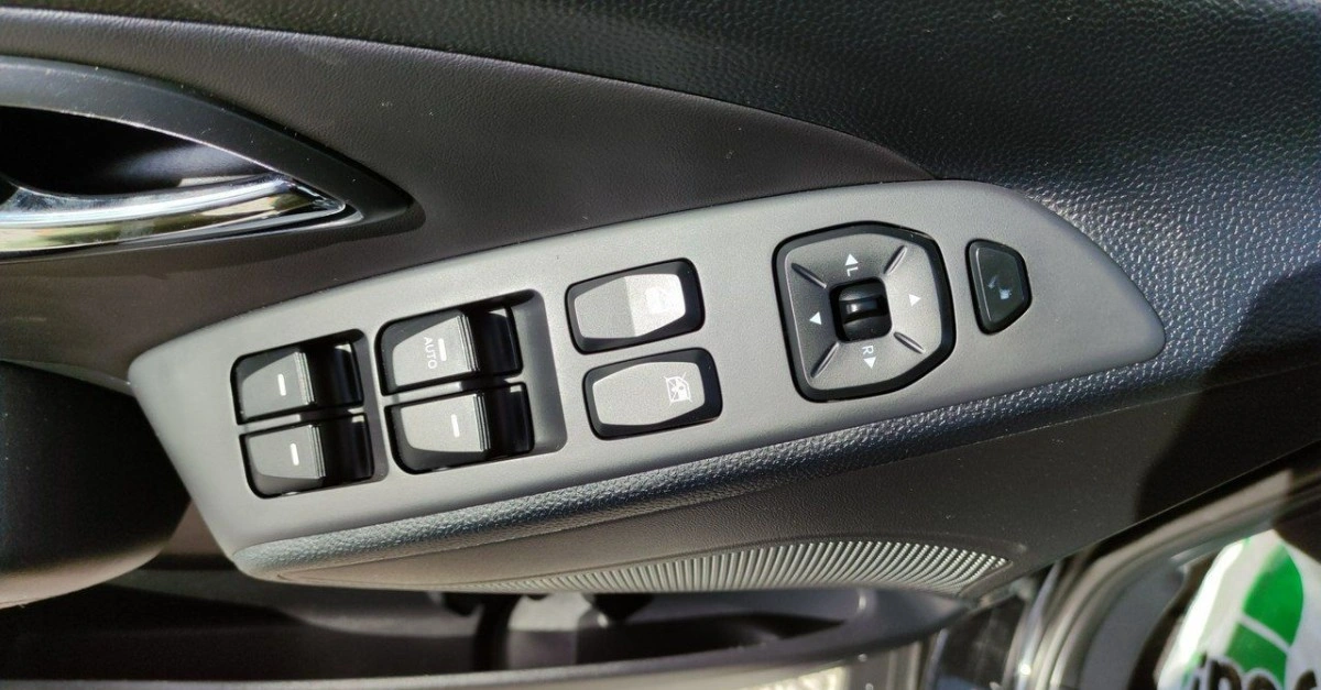 Hyundai ix35 - Zdjęcie 27