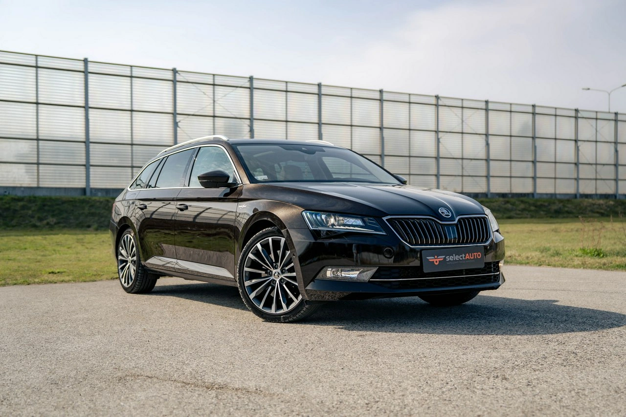 Skoda Superb - Zdjęcie 2