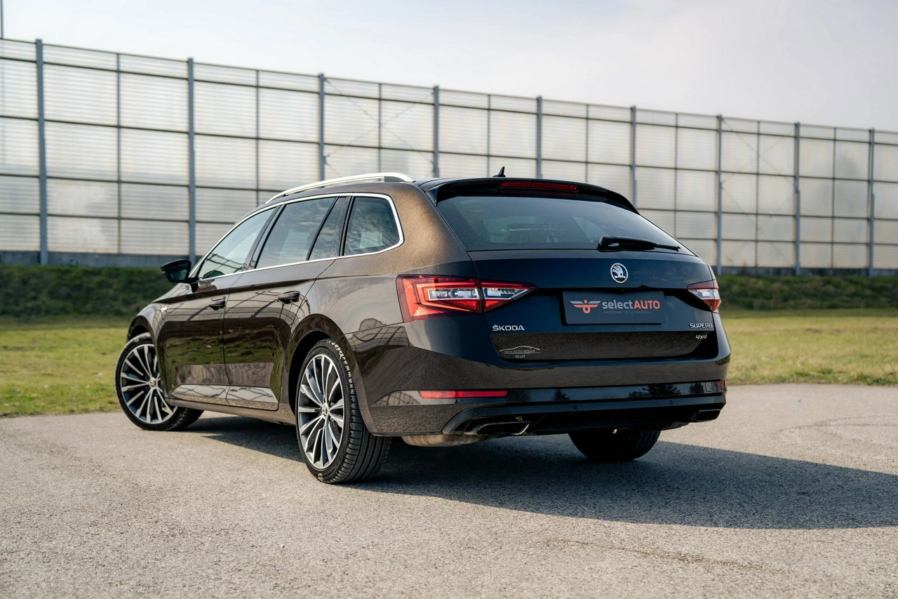 Skoda Superb - Zdjęcie 3
