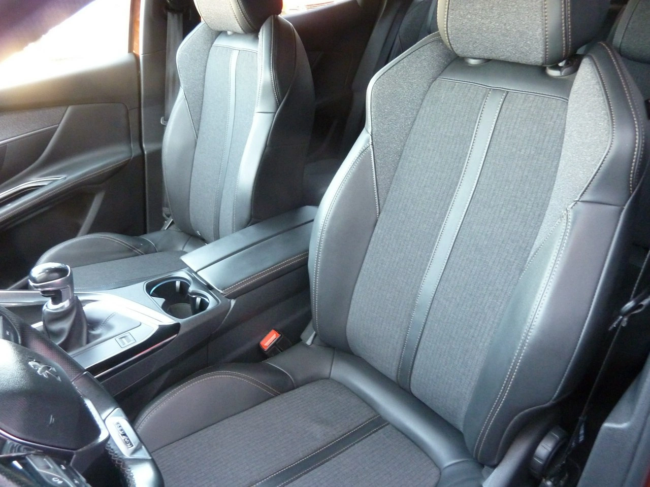 Peugeot 3008 - Zdjęcie 11