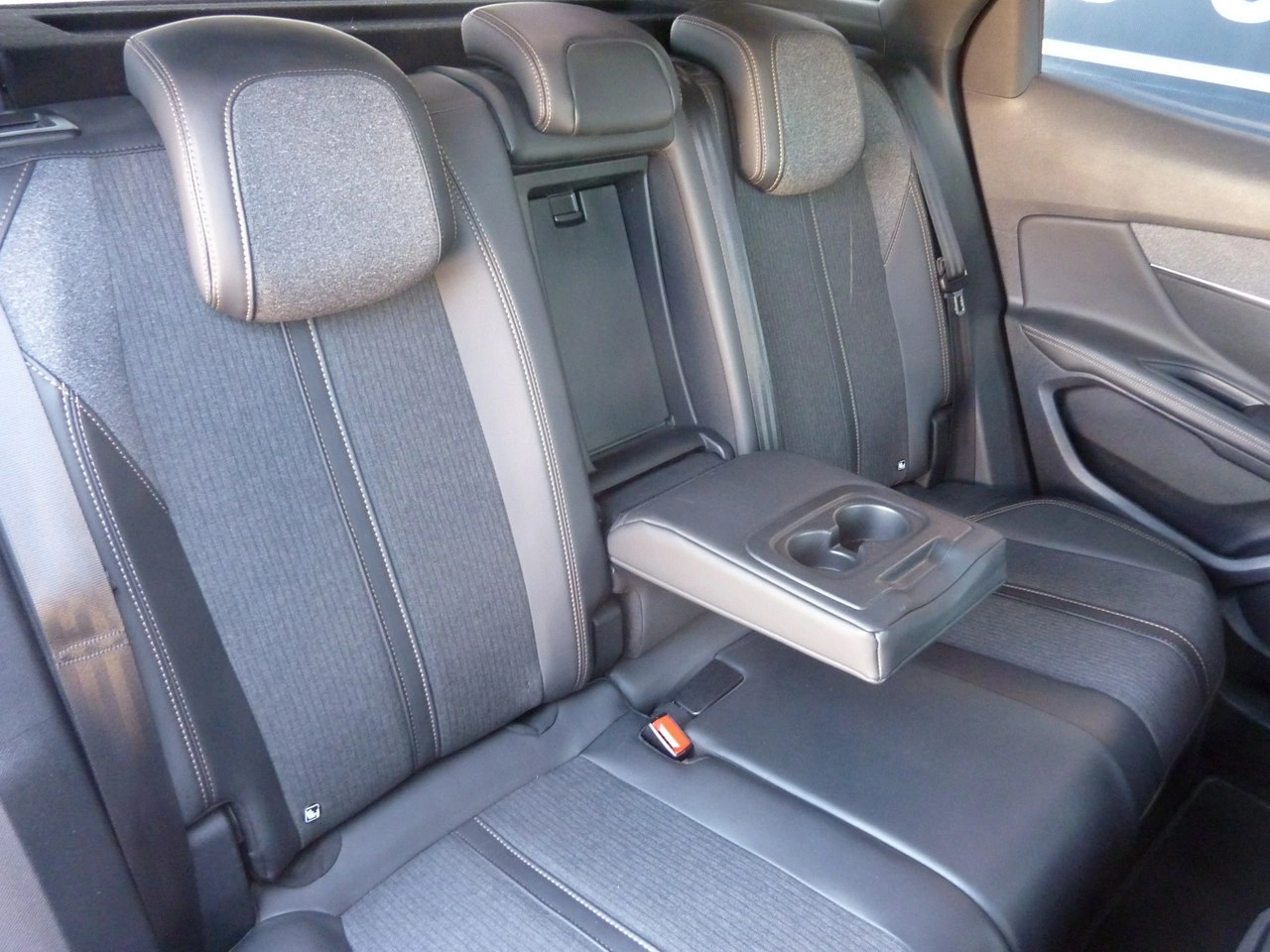 Peugeot 3008 - Zdjęcie 13