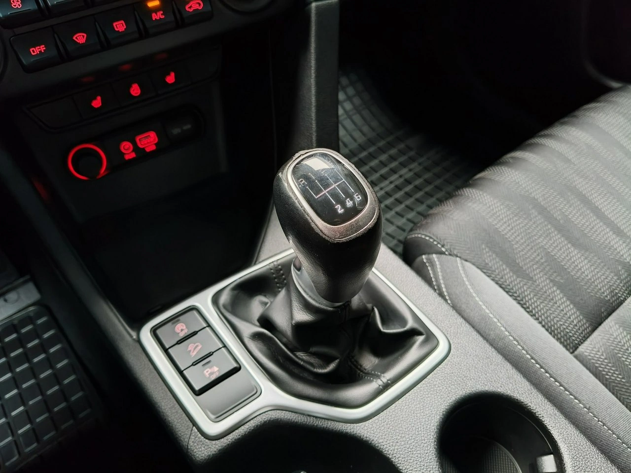 Kia Sportage - Zdjęcie 29