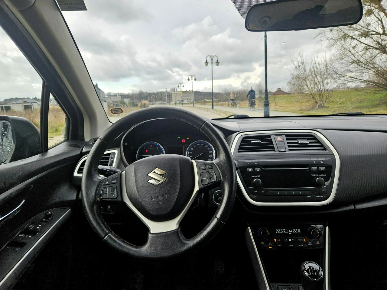 Suzuki SX4 S-Cross - Zdjęcie 11