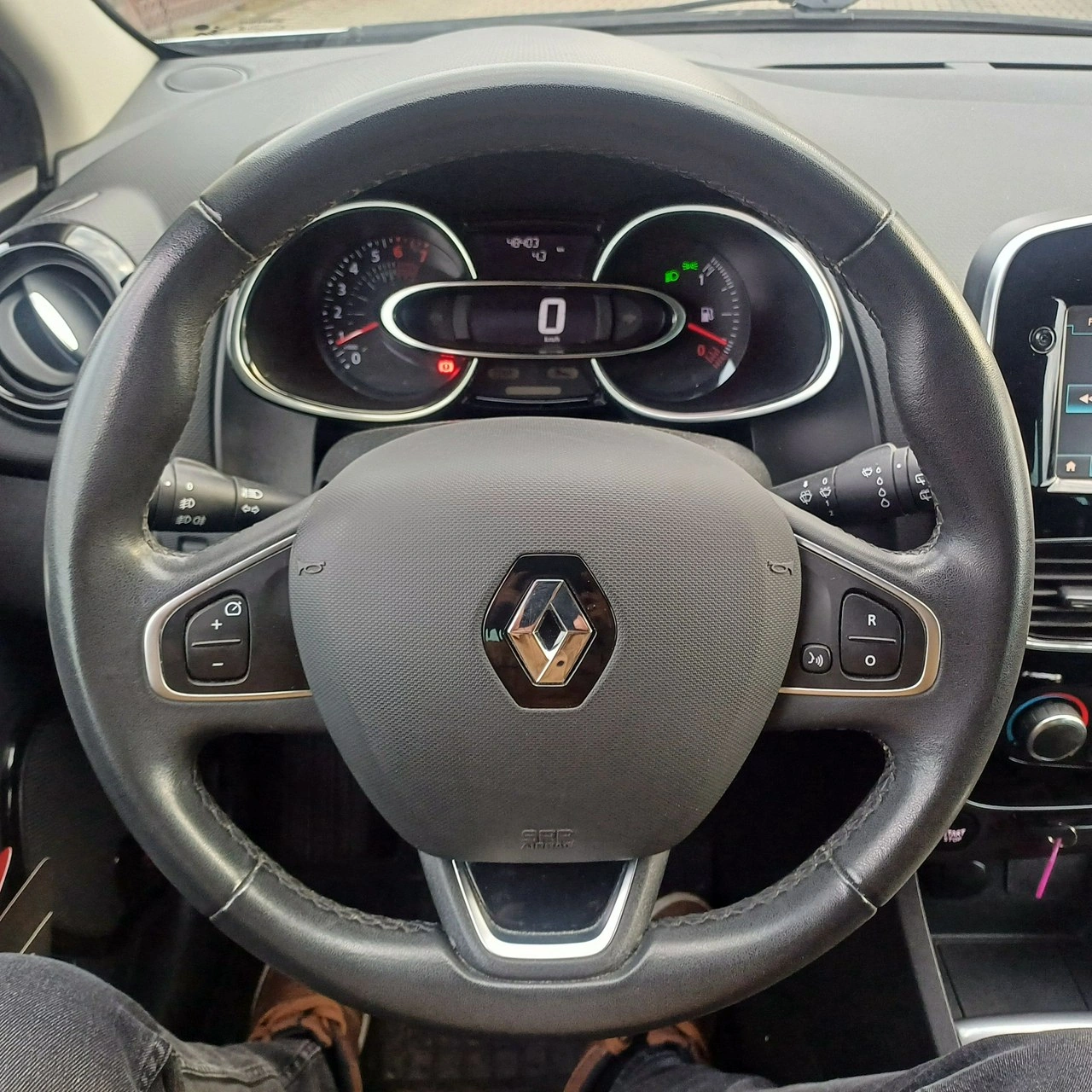 Renault Clio - Zdjęcie 11