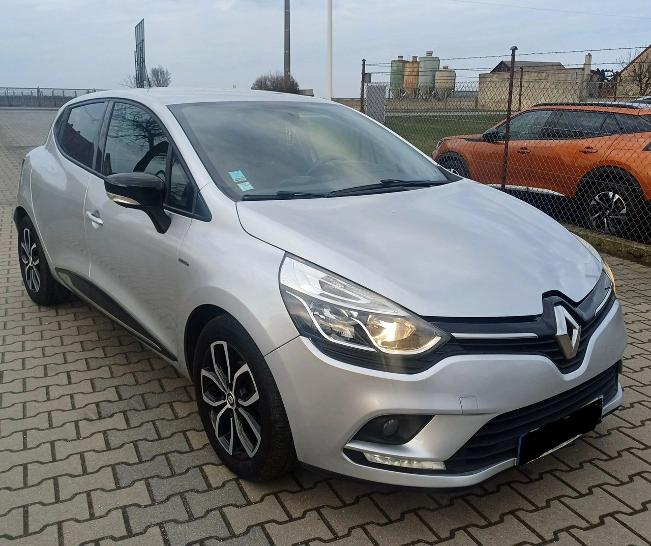 Renault Clio - Zdjęcie 1